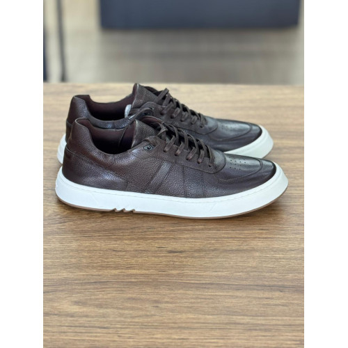 Tênis Acostamento Couro Café 43 | Estilo Masculino e Conforto Tênis Acostamento Couro Café 43 | Estilo Masculino e Conforto