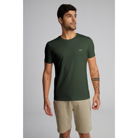 Camiseta Básica King Joe com Logotipo – Estilo e Versatilidade