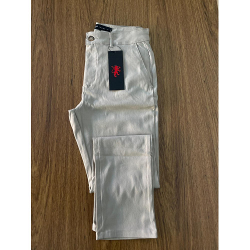 Calça PACO Elastano Alfaiataria Bege – Elegância e Conforto Moderno Calça PACO Elastano Alfaiataria Bege – Elegância e Conforto Moderno