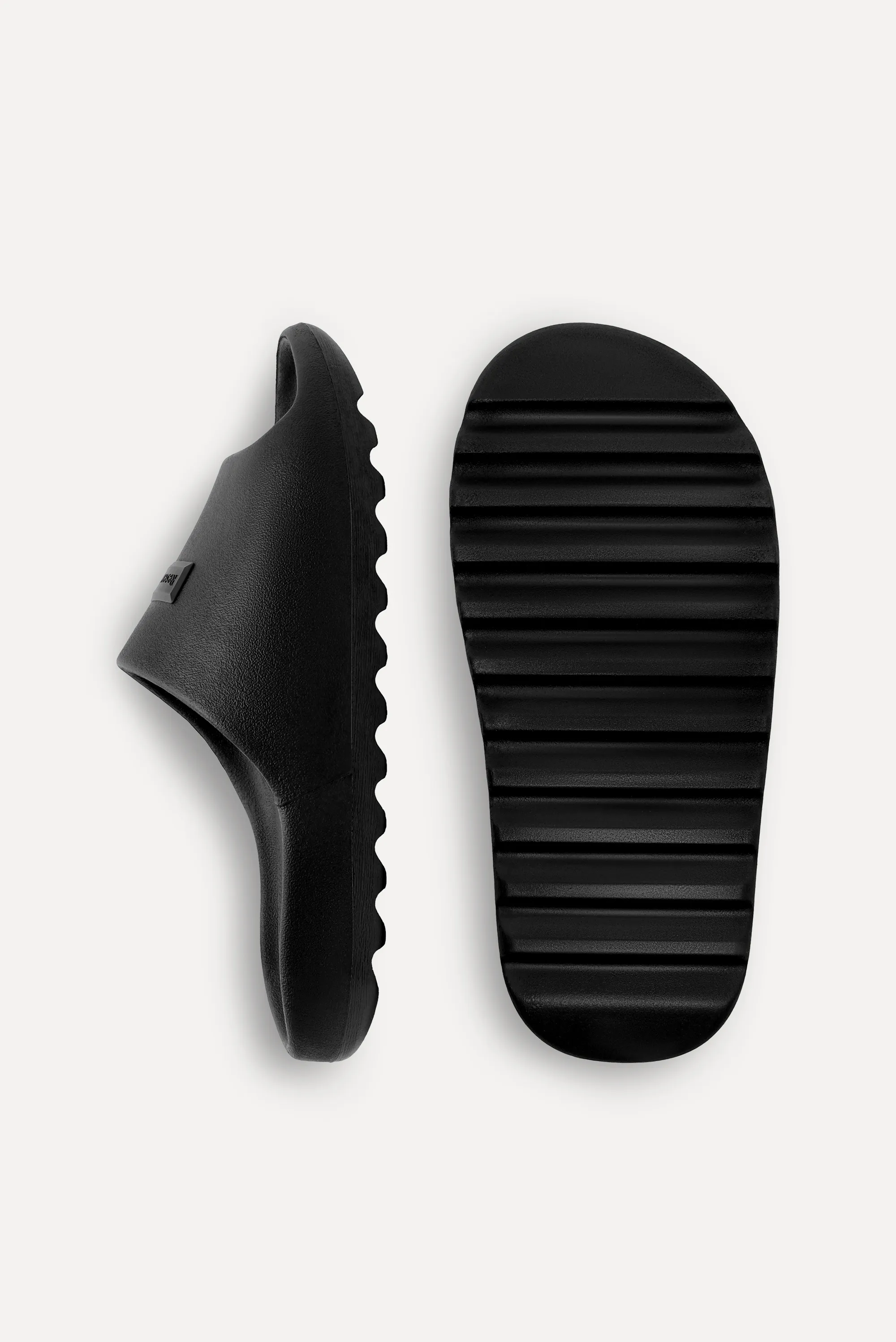 Chinelo Slide Reserva Minimal Masculino | Original e Confortável Chinelo Slide Reserva Minimal Masculino | Original e Confortável